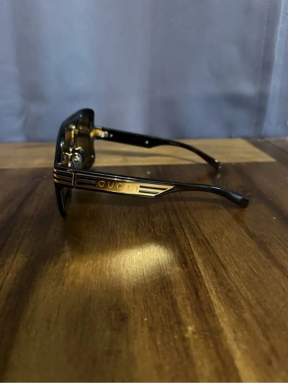 Gucci aviator sunglasses